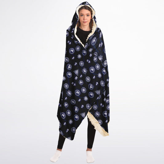 Hooded Blanket Sherpa - AOP